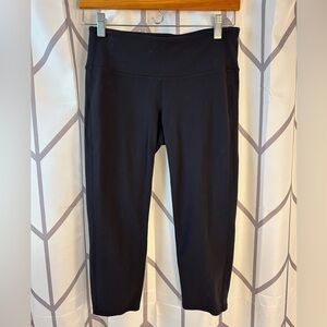 Athleta Classic Black Capri Leggings